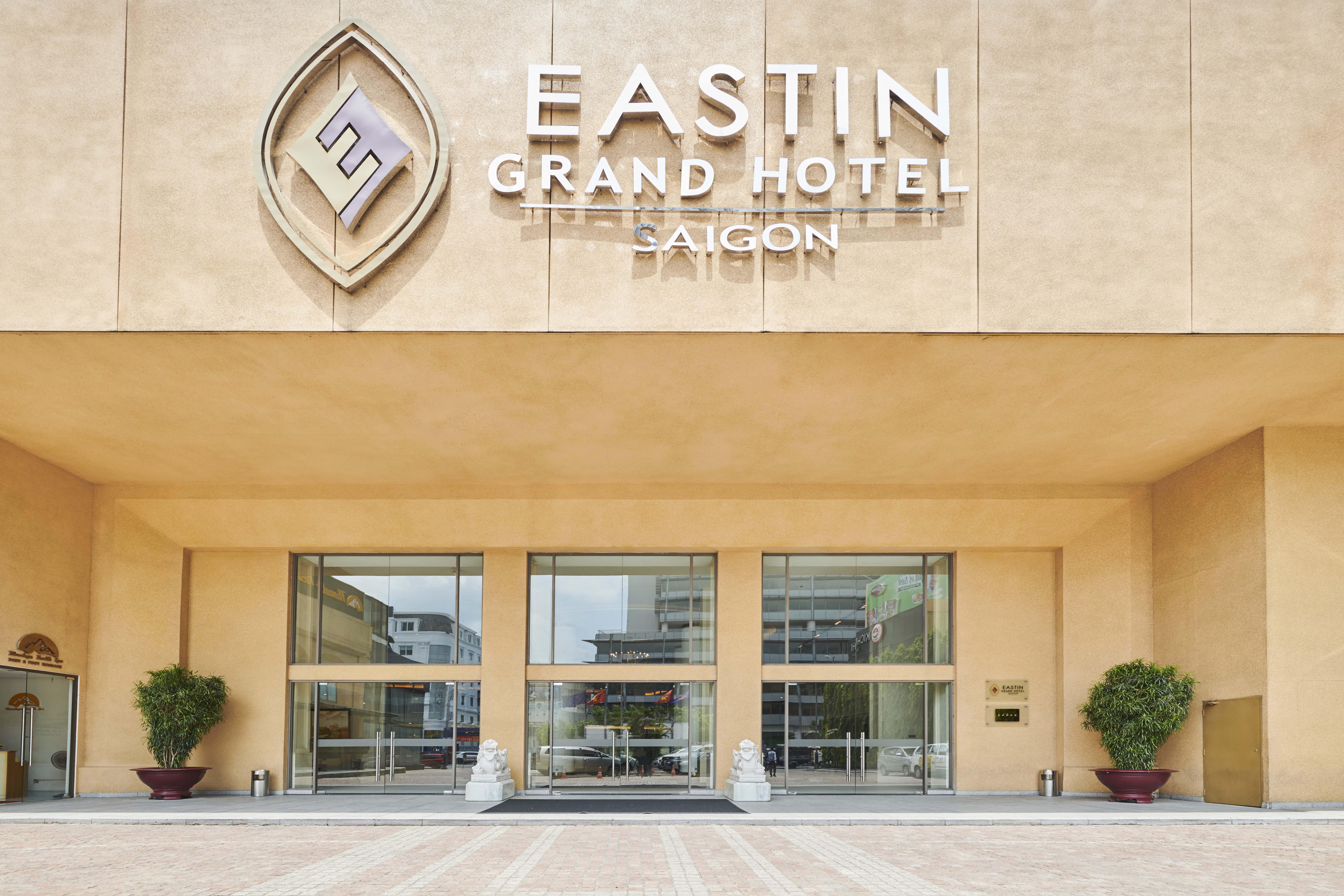 הו צ'י מין סיטי Eastin Grand Hotel Saigon מראה חיצוני תמונה Eastin Grand Hotel Saigon
