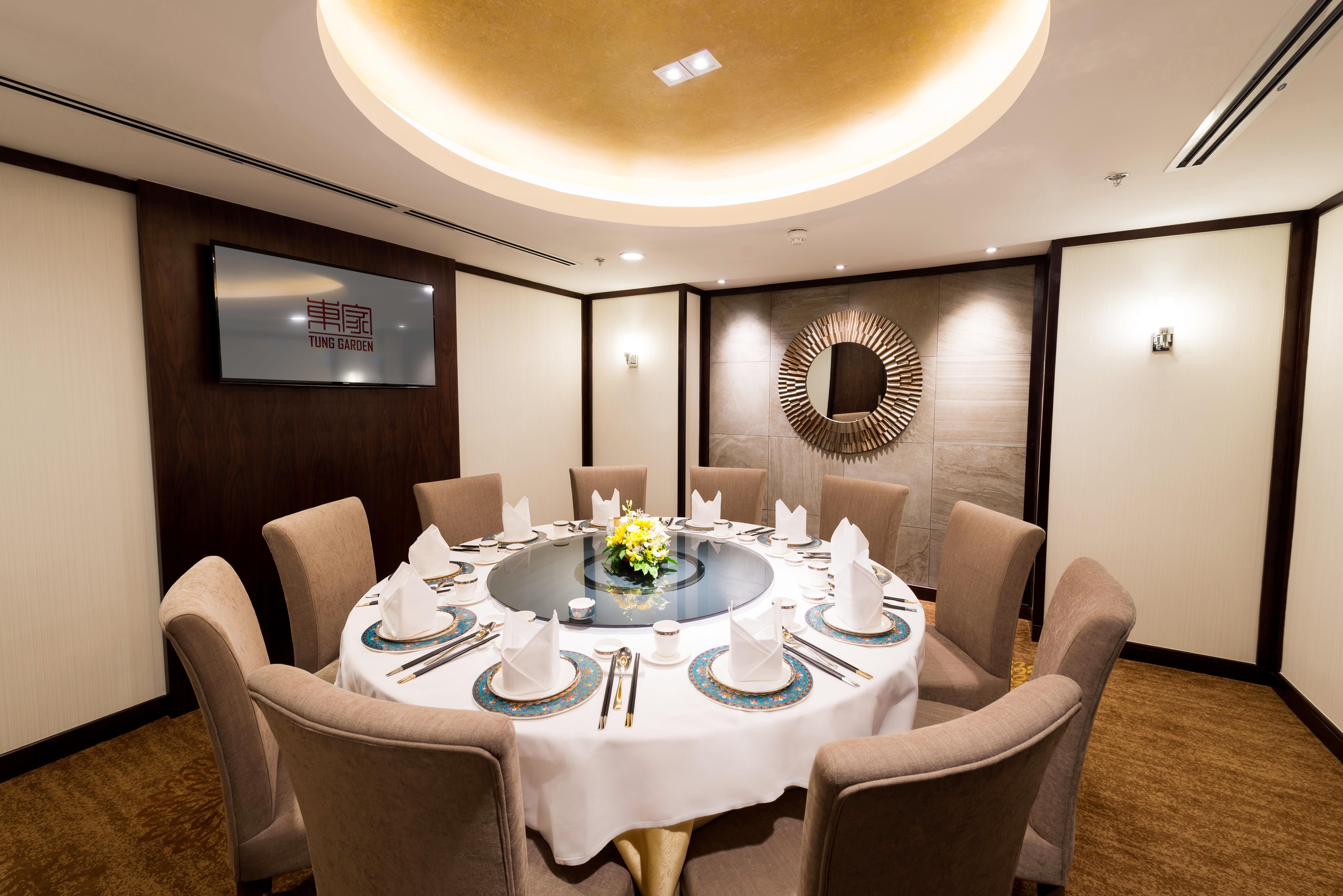 הו צ'י מין סיטי Eastin Grand Hotel Saigon מראה חיצוני תמונה Private dining room at the restaurant