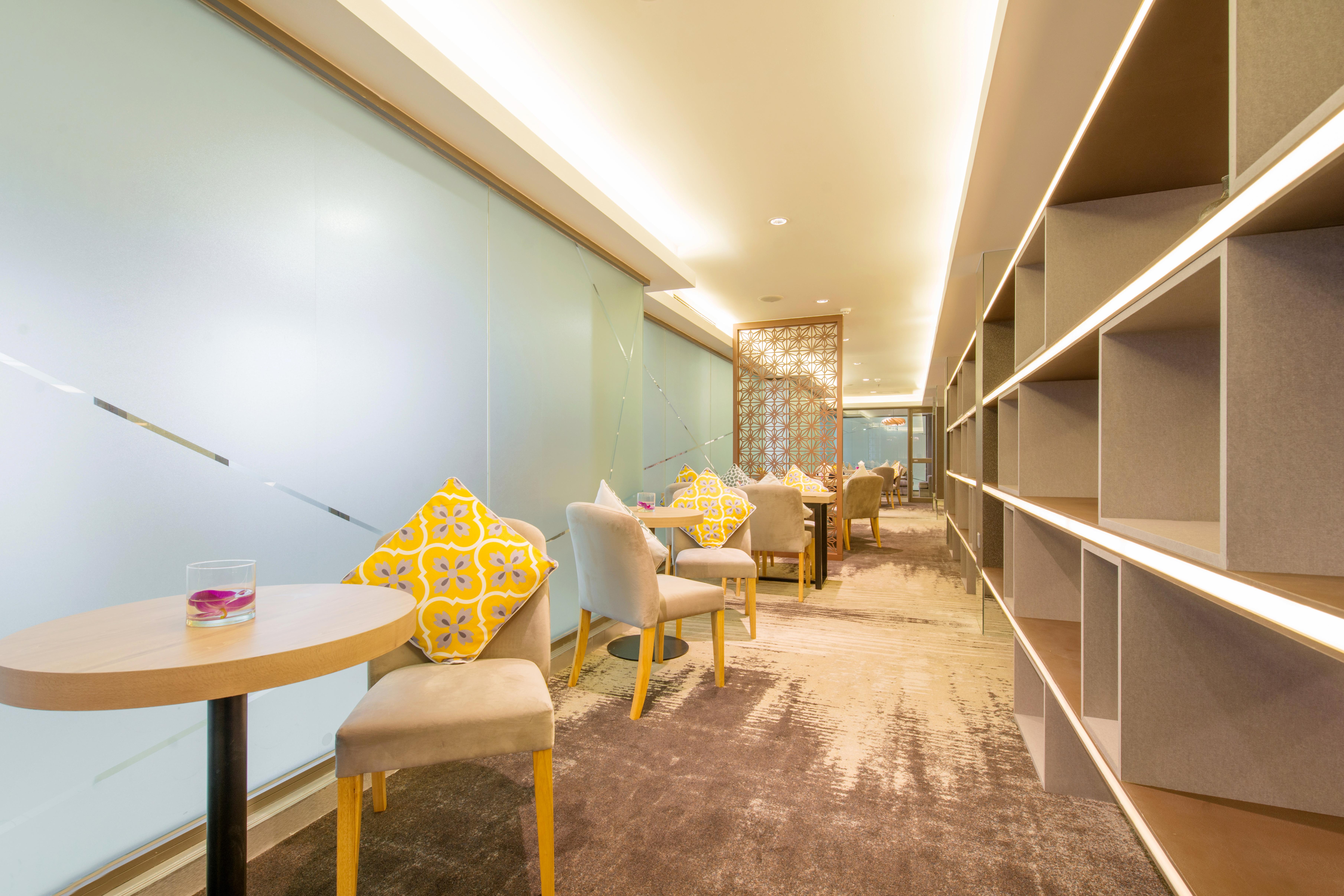 הו צ'י מין סיטי Eastin Grand Hotel Saigon מראה חיצוני תמונה The interior of the lounge
